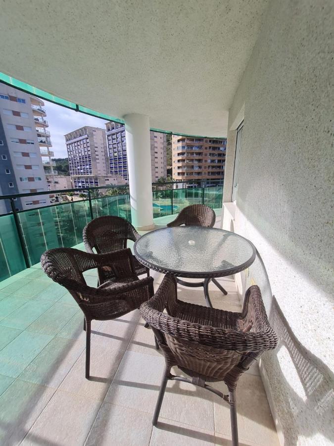 Elegant 2-bedroom In Benidorm With Private Pool And Scenic Garden Views Apartment *